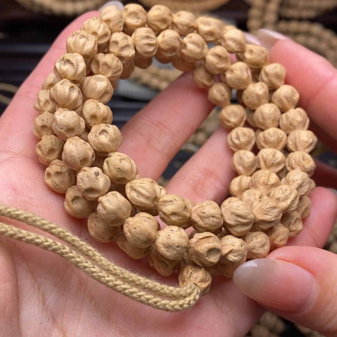 柏香籽/百香籽吊坠P****B