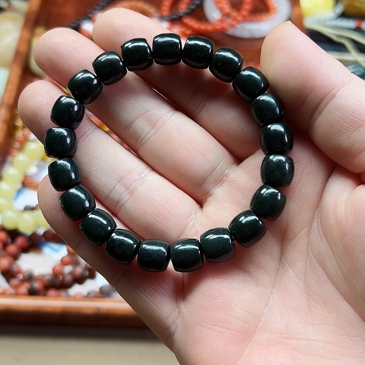 未镶嵌手链和田玉芳*湖