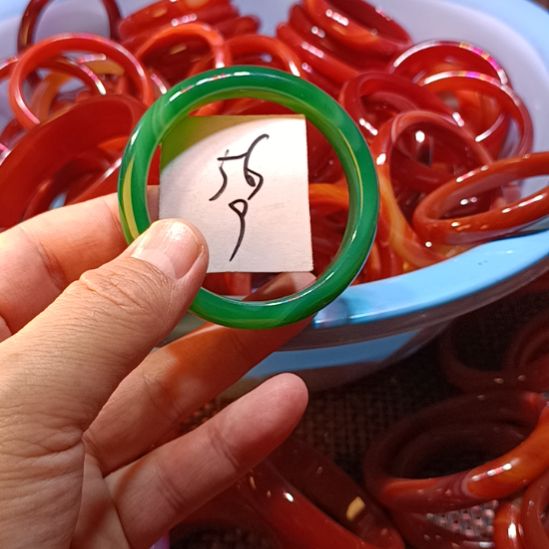 玛瑙/玉髓未镶嵌手镯