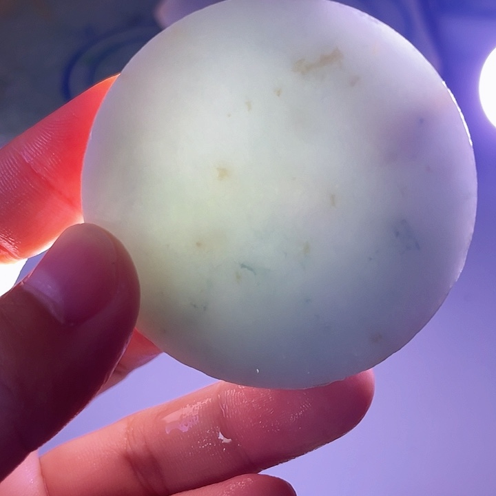 翡翠颈饰未镶嵌毛料40