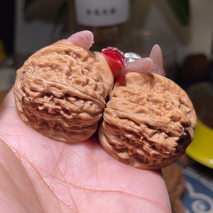 桃核把件             38