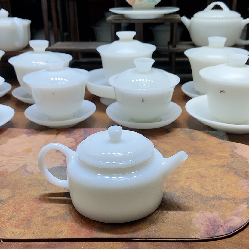 【闪购商品】这么早呀就在我这里住几次呀亲