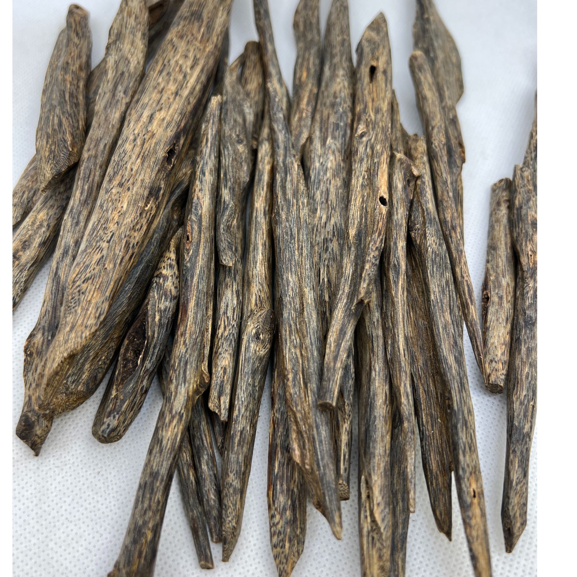 高品质棋楠天然虫漏  熏香料