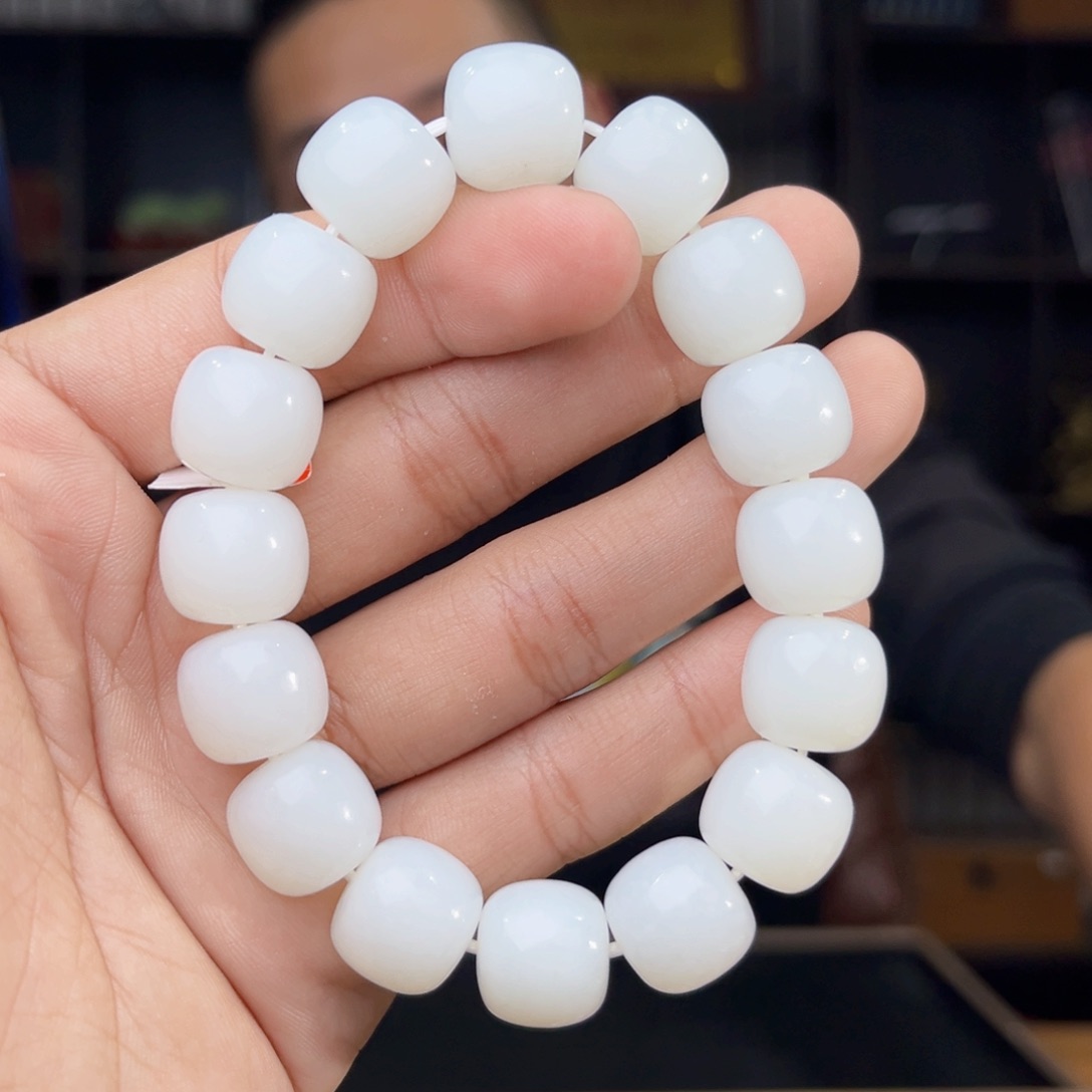 和田玉未镶嵌手串天然和田玉新疆且末米达卡14老型