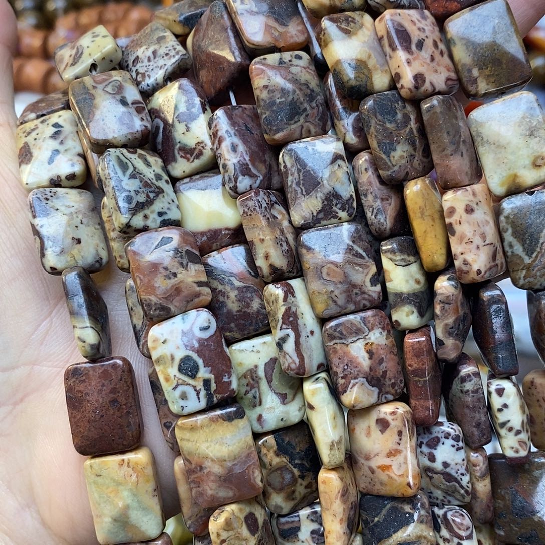 玛瑙/玉髓未镶嵌珠宝半成品豹纹一条