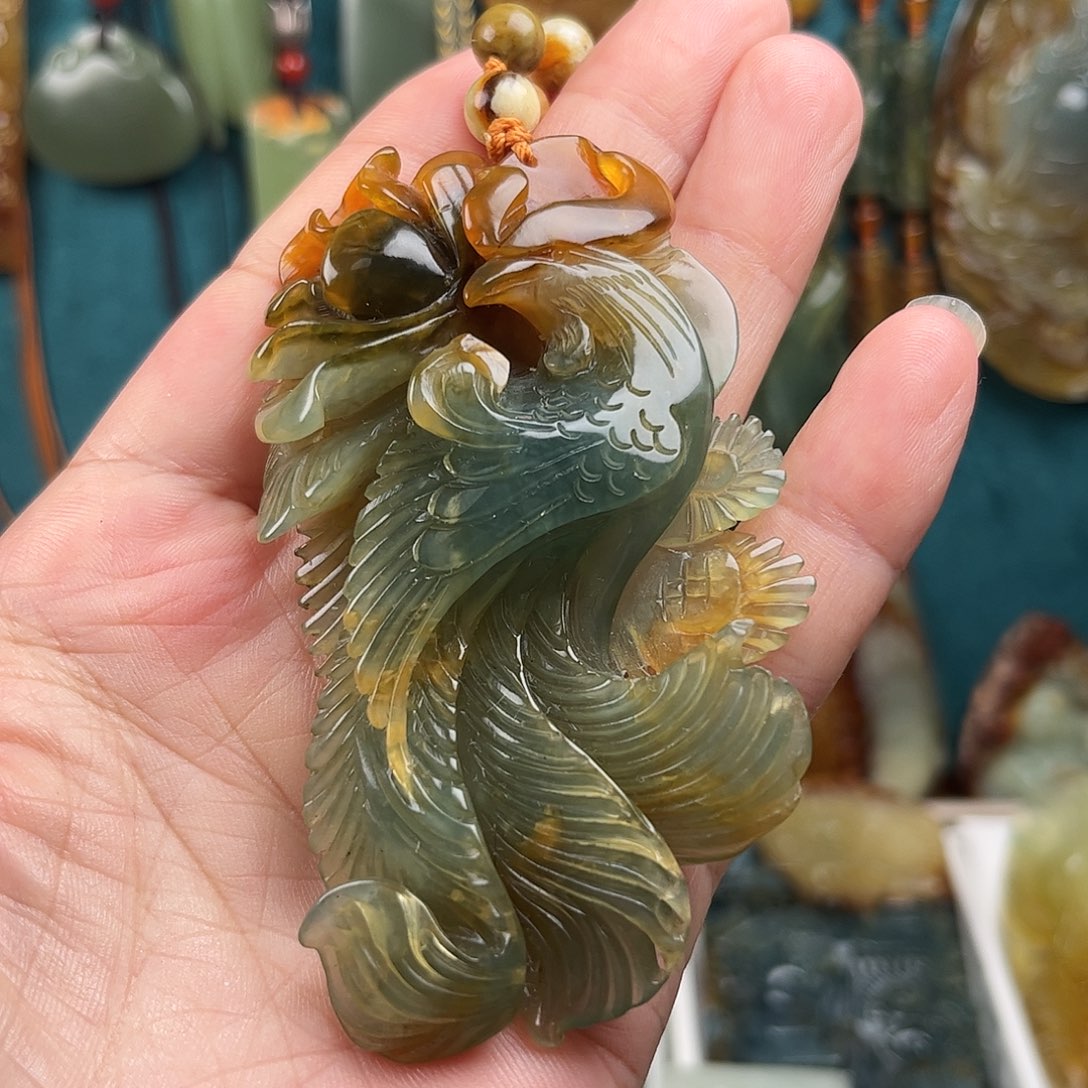 未镶嵌蛇纹石玉颈饰