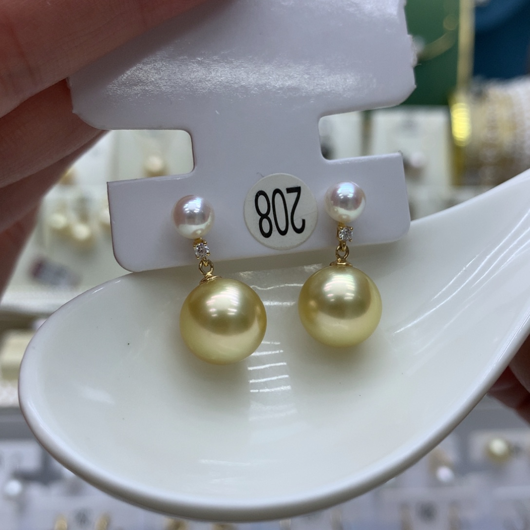 海水珍珠耳饰18K金镶嵌