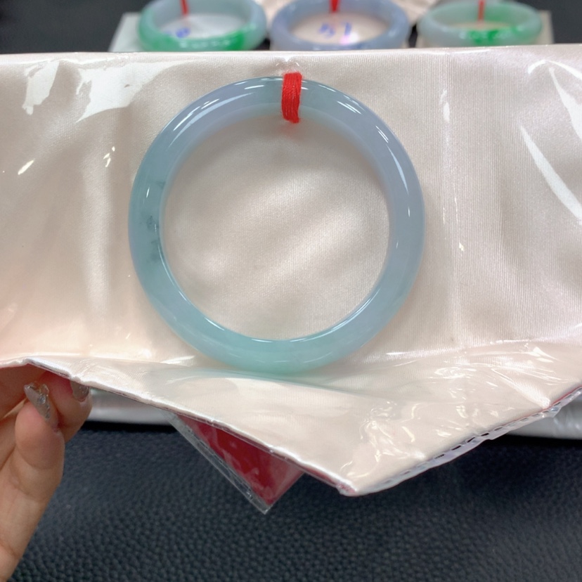 【闪购商品】翡翠手镯未镶嵌翡翠