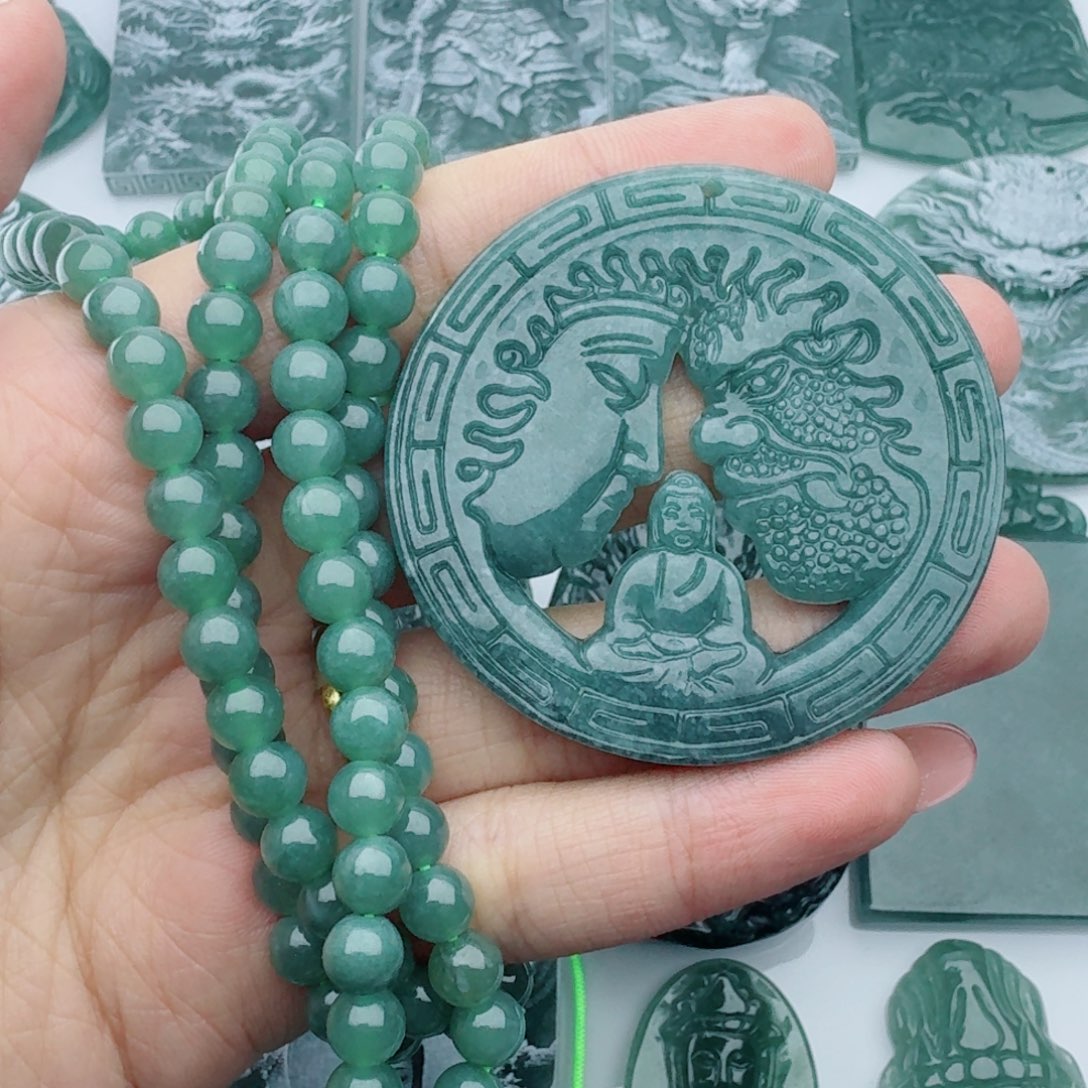 翡翠未镶嵌颈饰多样性发货天然A货翡翠 