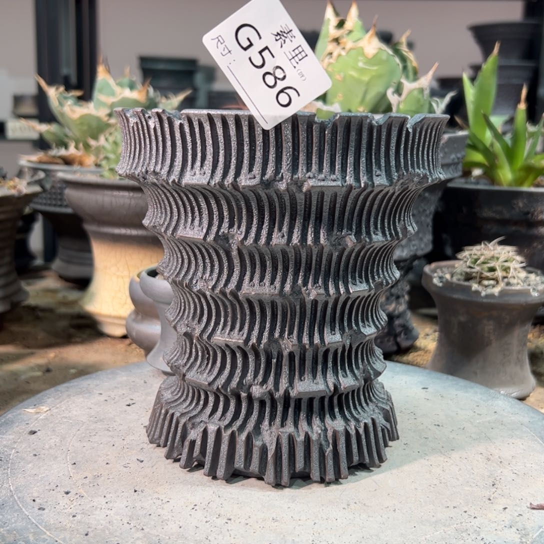 景德镇手工素里内口14高15.5瑕疵