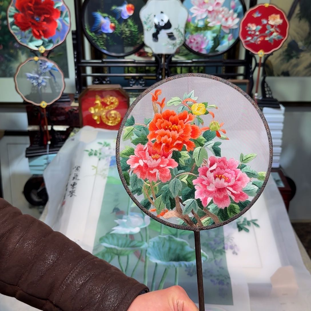 刺绣刺绣工艺精湛