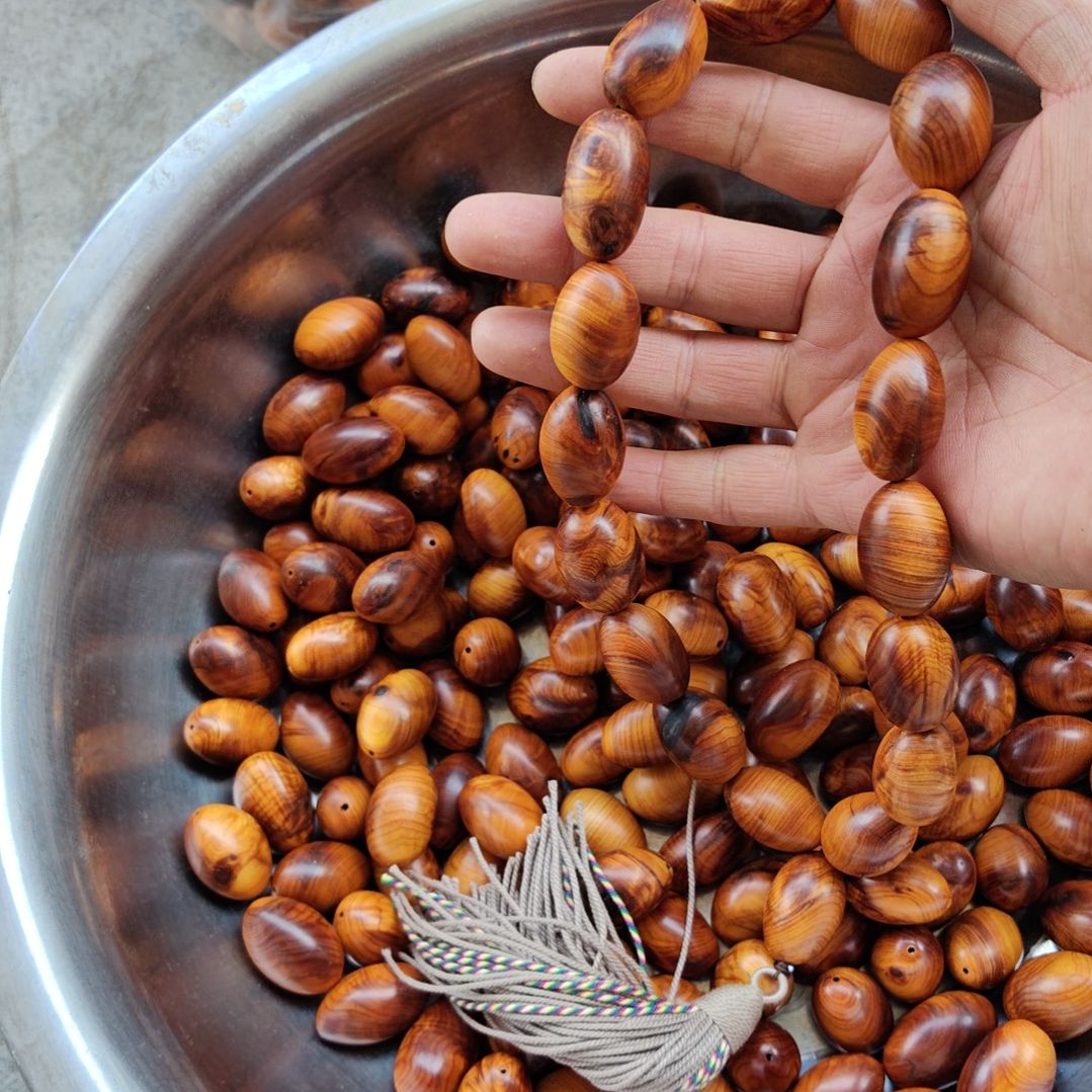 陶***然太行崖柏手工艺品