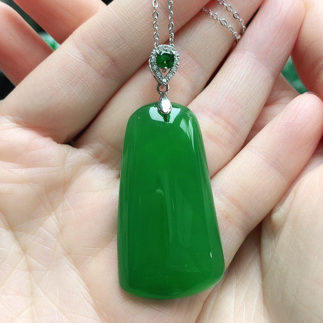 玛瑙/玉髓吊坠未镶嵌