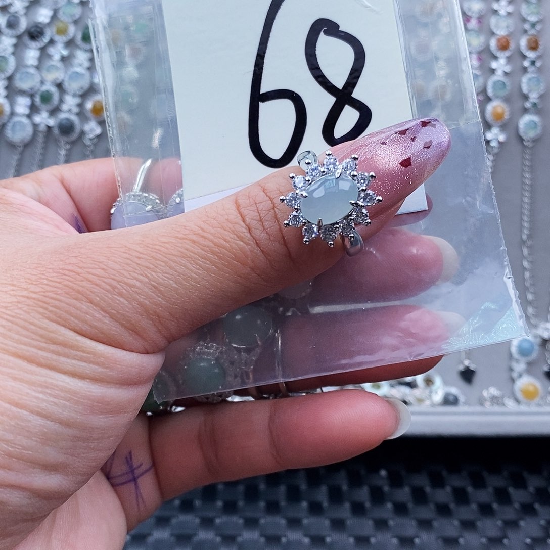 翡翠未镶嵌戒指缅甸