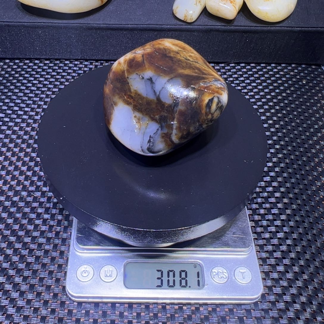 和田玉（子料）未镶嵌吊坠(不含链)308克