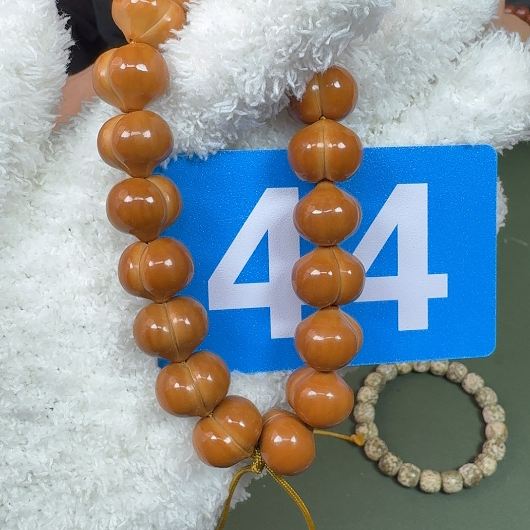 吊坠猴头核桃17赵小丹手工柯基屁桃。44