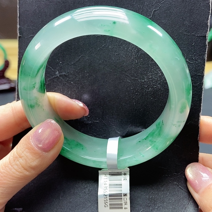 石英质玉手镯未镶嵌取**间