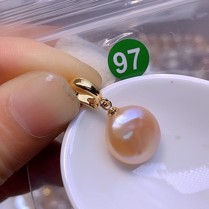 淡水珍珠未镶嵌颈饰