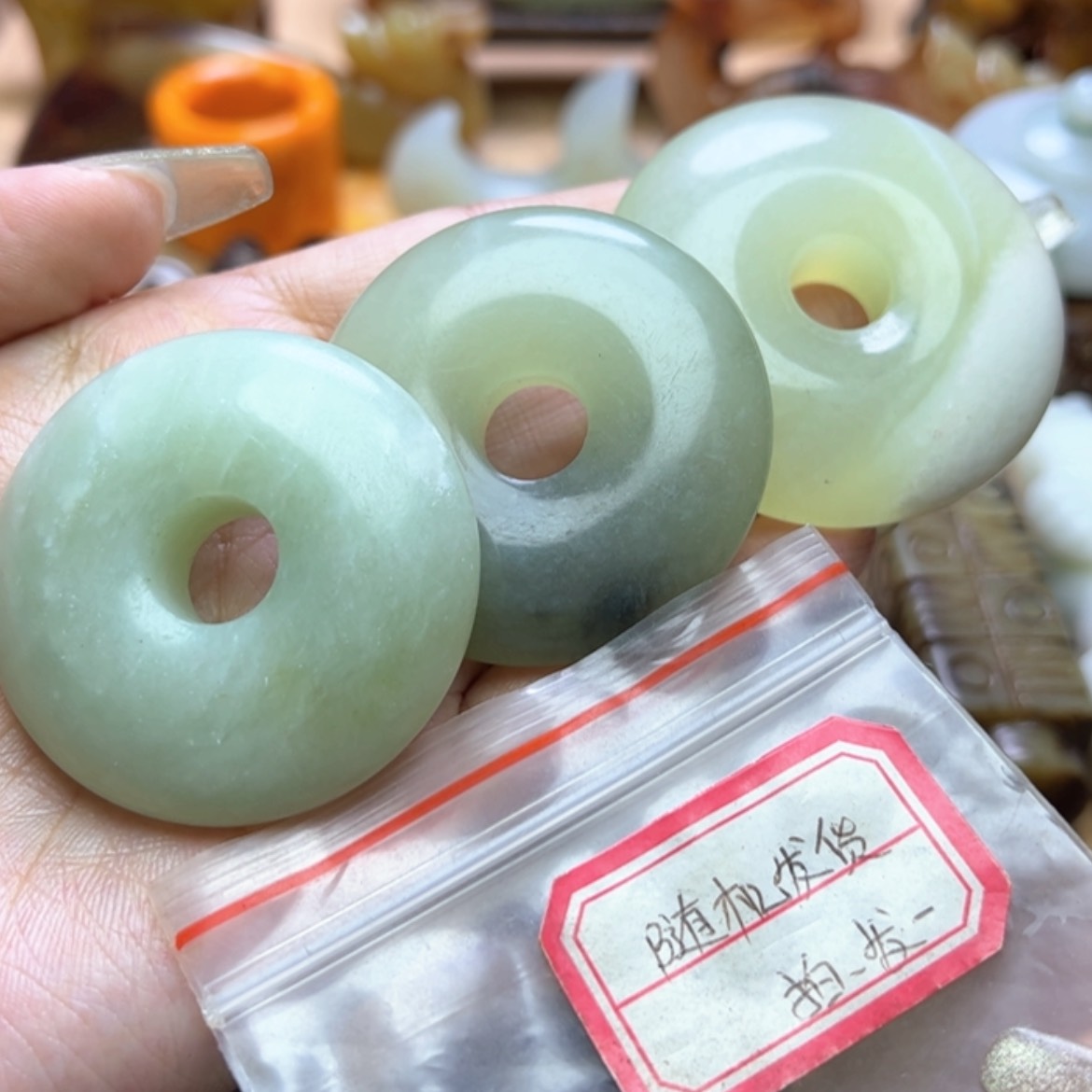 【闪购商品】蛇纹石玉颈饰未镶嵌发一个