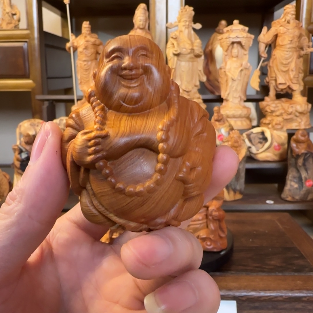 崖柏小木匠艺雕一物一拍