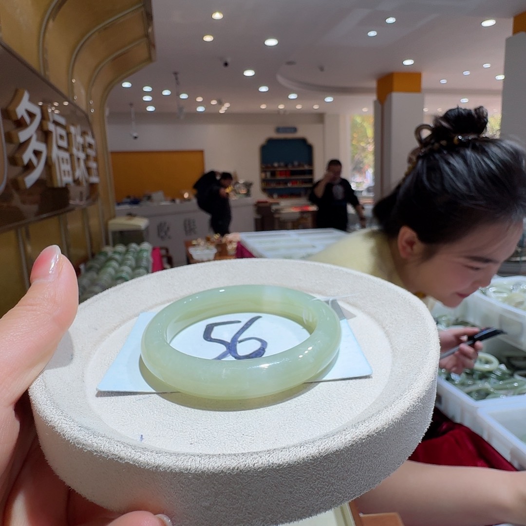 和田玉未镶嵌手镯139