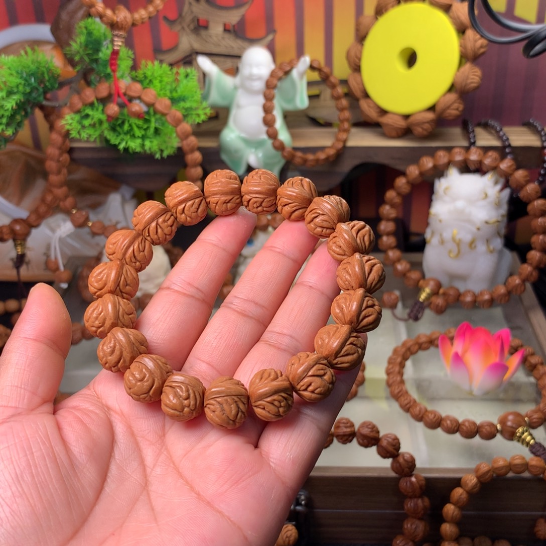 吊坠桃核盘龙爆肚16