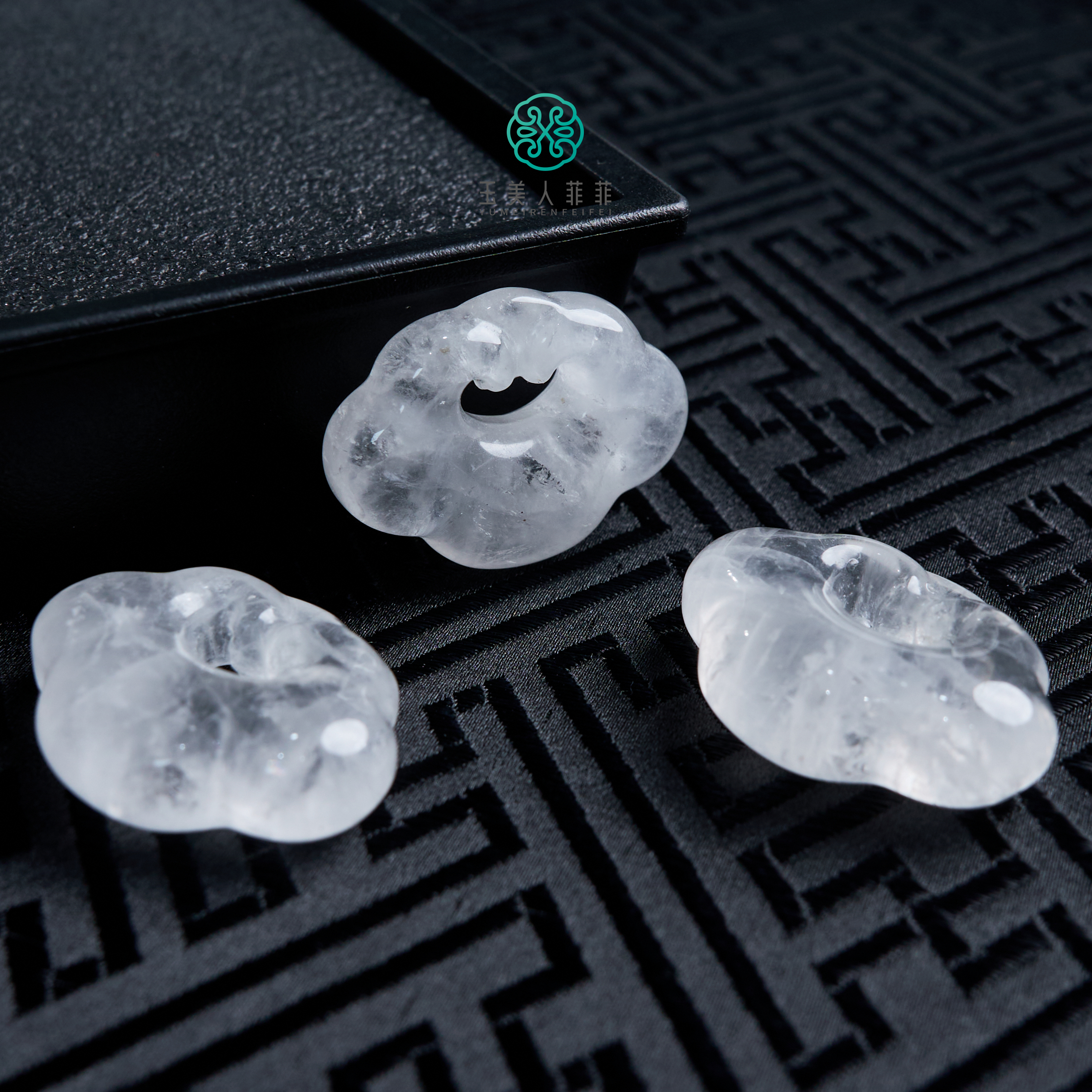 菲菲珠宝好丶水晶如意锁吊坠约29*21m/多样性发一/赠绳