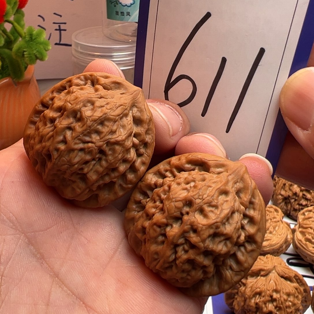 文玩核桃把件金公子36尺寸611号