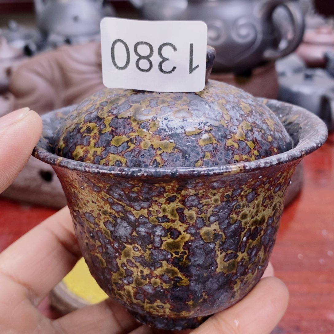 紫砂茶杯ryu i o o ouo o o o o o o