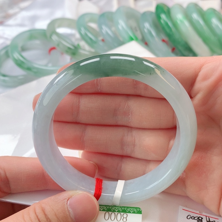 翡翠手镯未镶嵌缅甸A货翡翠手镯