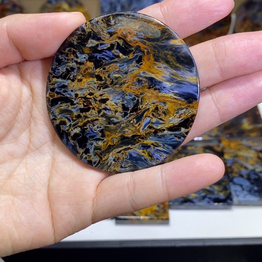 哎***错木变石未镶嵌吊坠