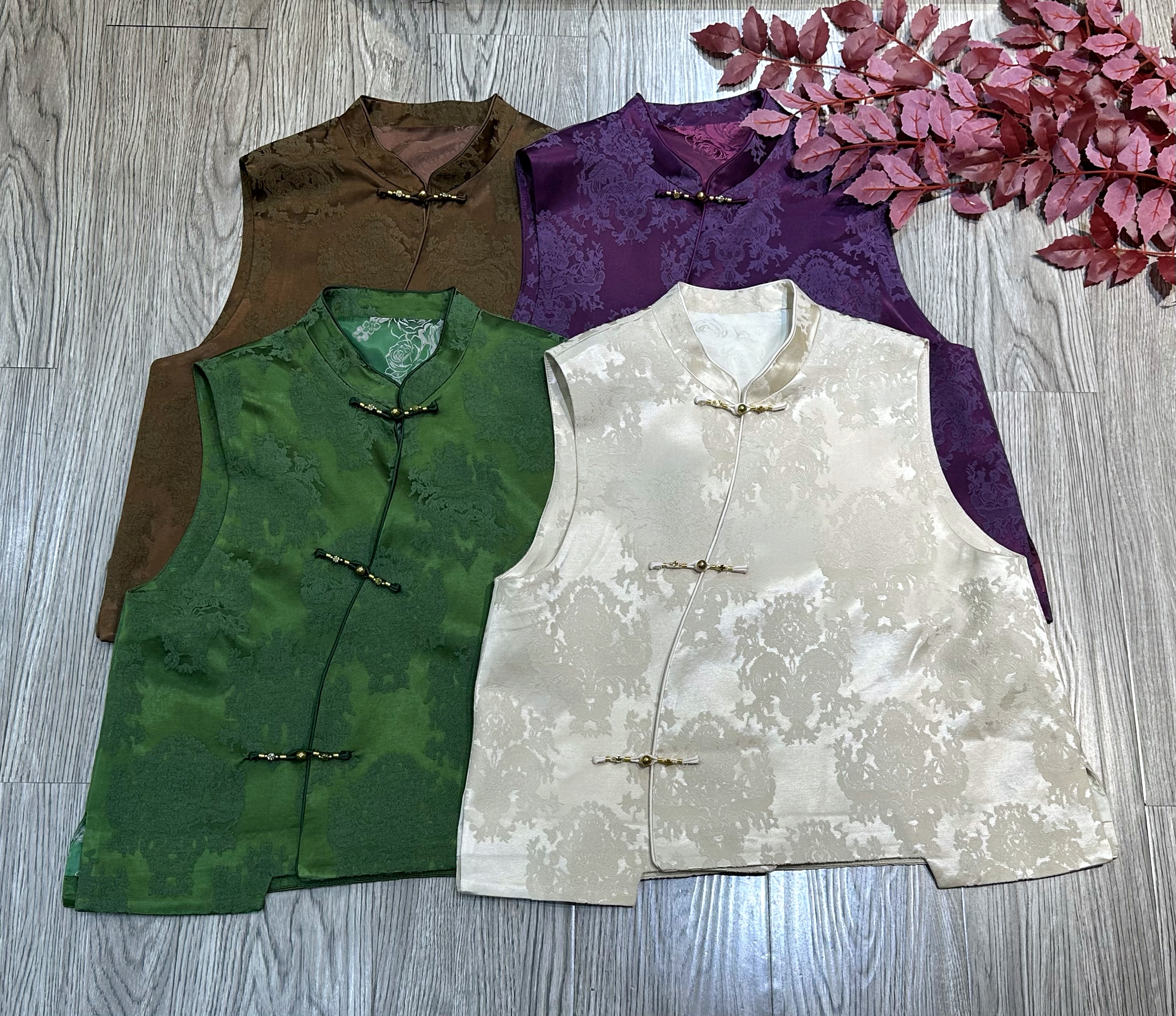 紫蝶盘扣中式马甲提花马夹重磅复古唐装宽松型时尚