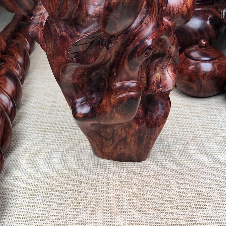 龙***惠其他黄花梨/降香黄檀