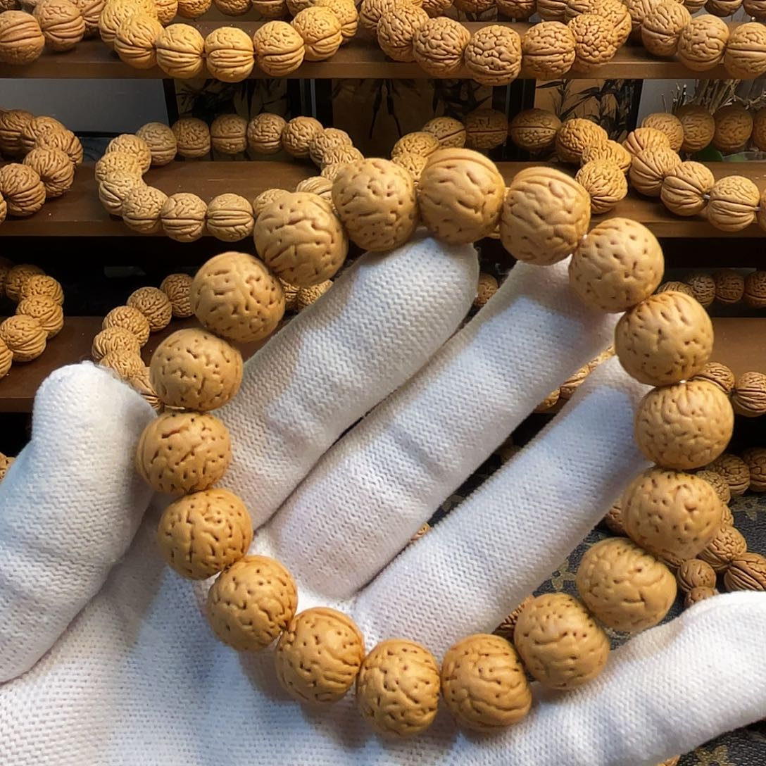 桃核吊坠阳*、金丹手串