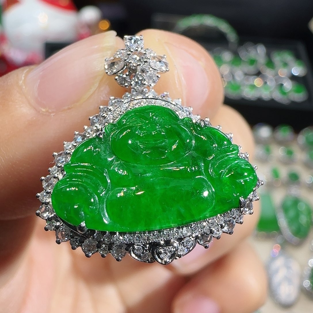 翡翠吊坠(不含链)18K金镶嵌