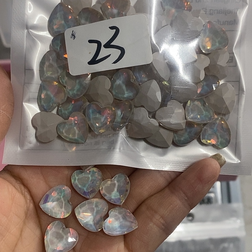 【闪购商品】爱心钻50克23号
