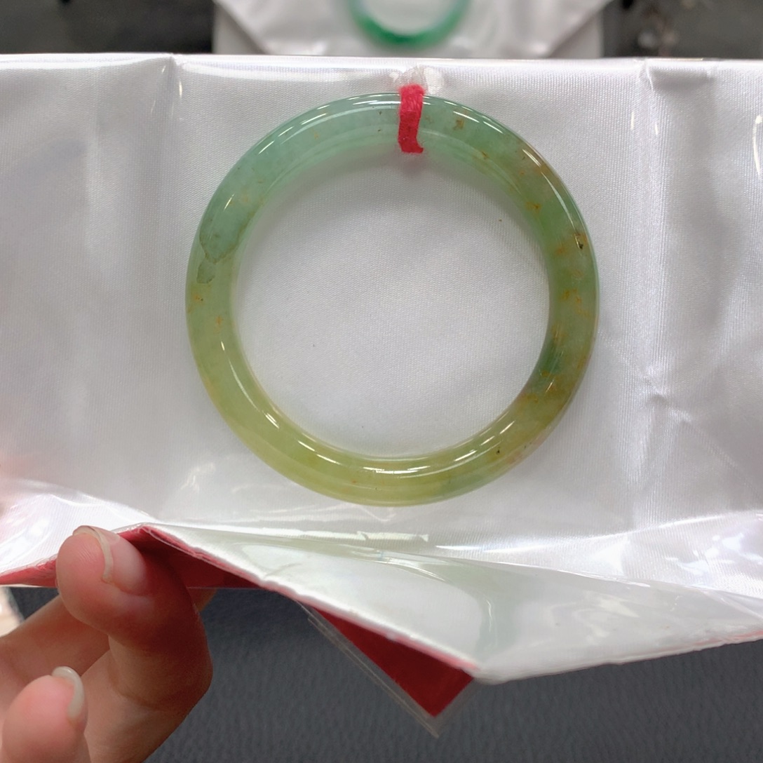 翡翠未镶嵌手镯7号