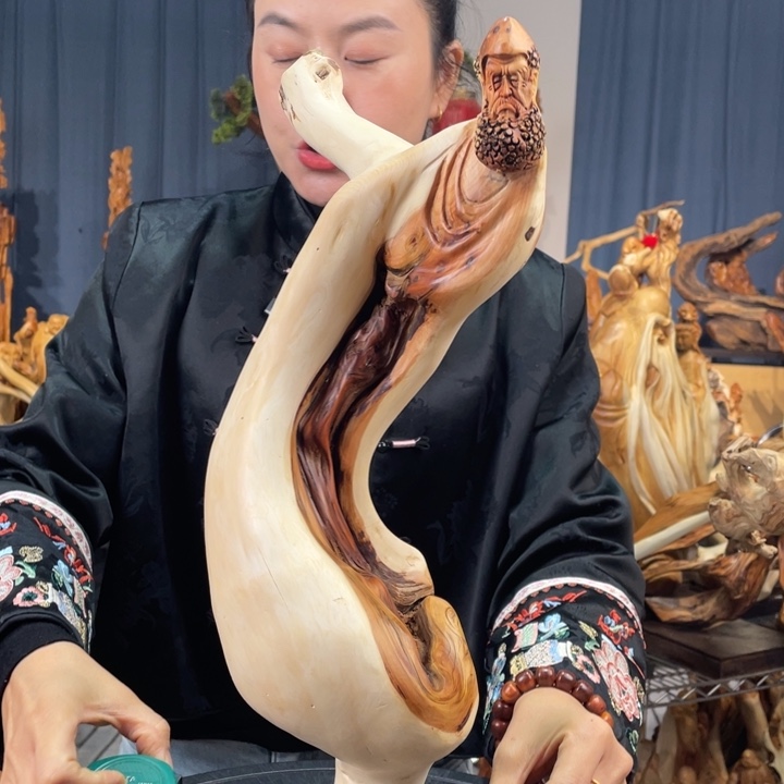 柏木（崖柏）随型摆件