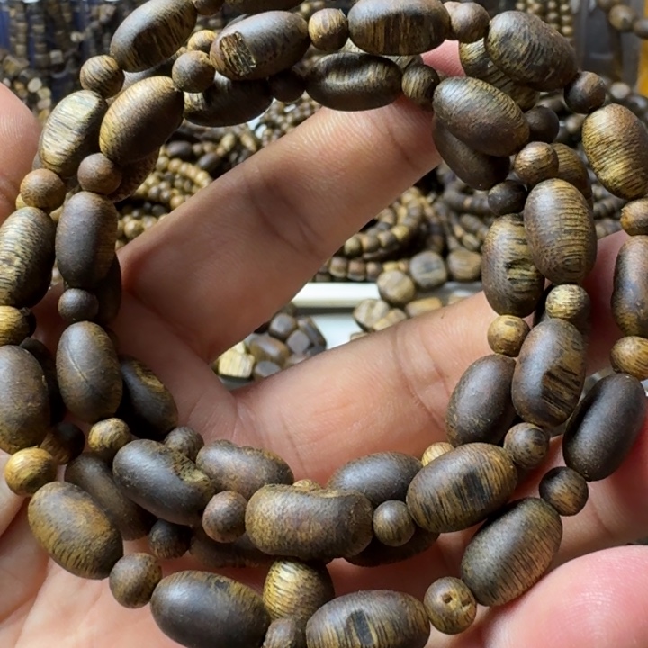 沉香手串乌身手串20克加