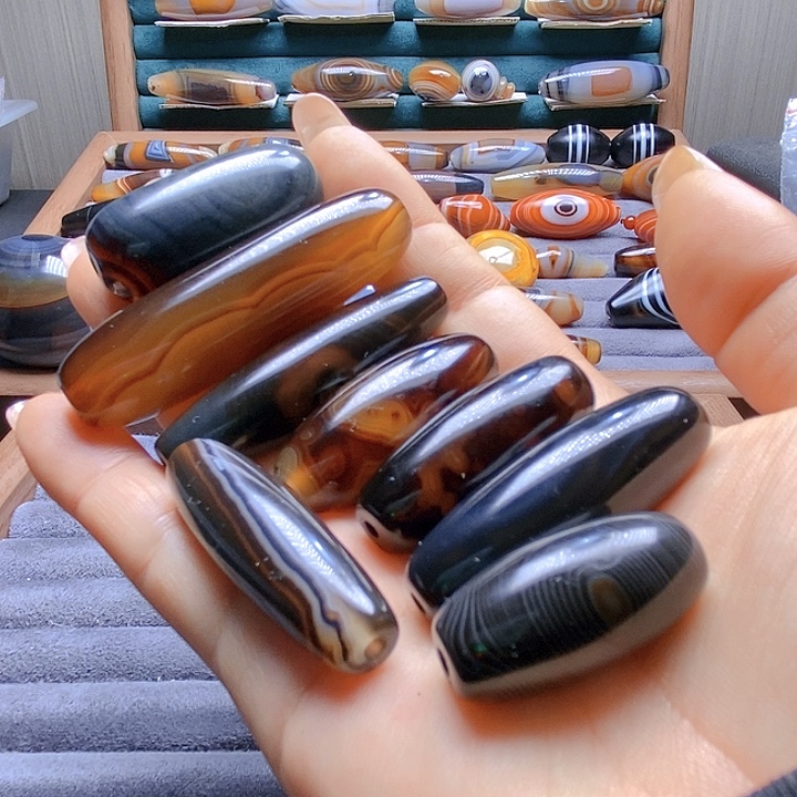 轩***轩玛瑙/玉髓未镶嵌吊坠(不含链)