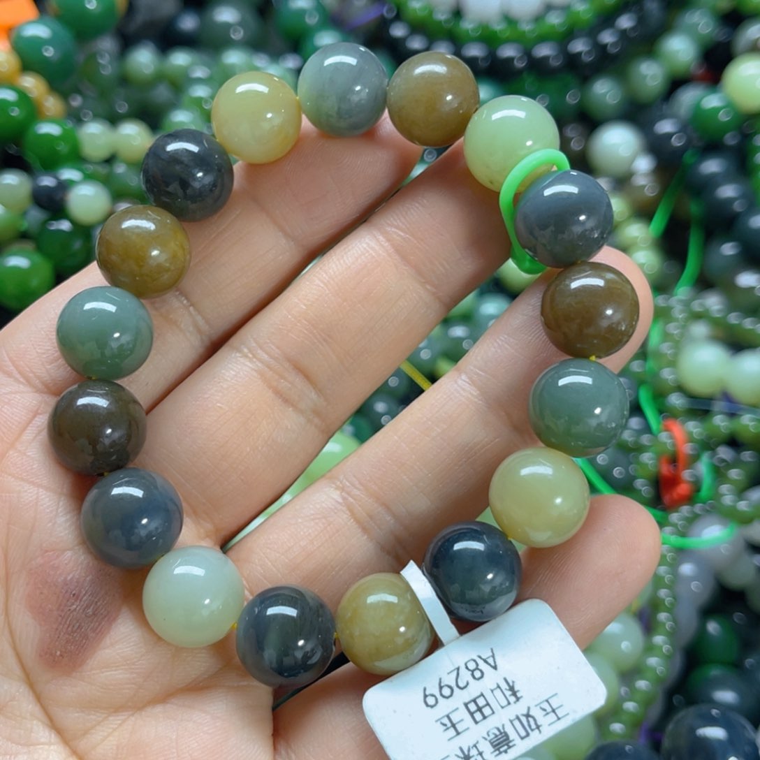 未镶嵌手链和田玉