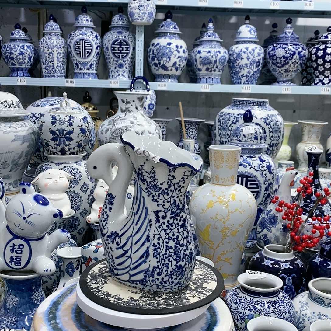 【闪购商品】摆件天鹅瓶瓷器22.20…………………………