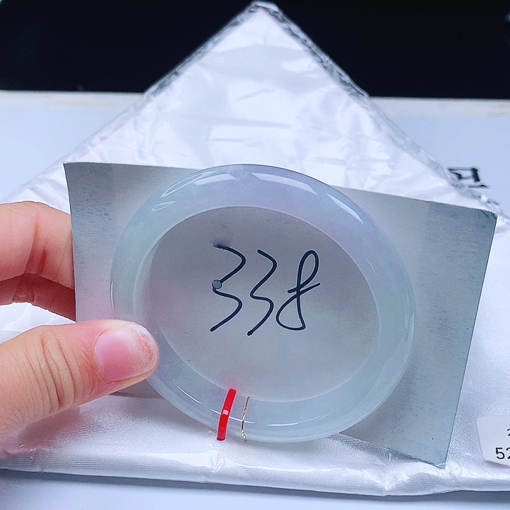 翡翠手镯未镶嵌52+正圈