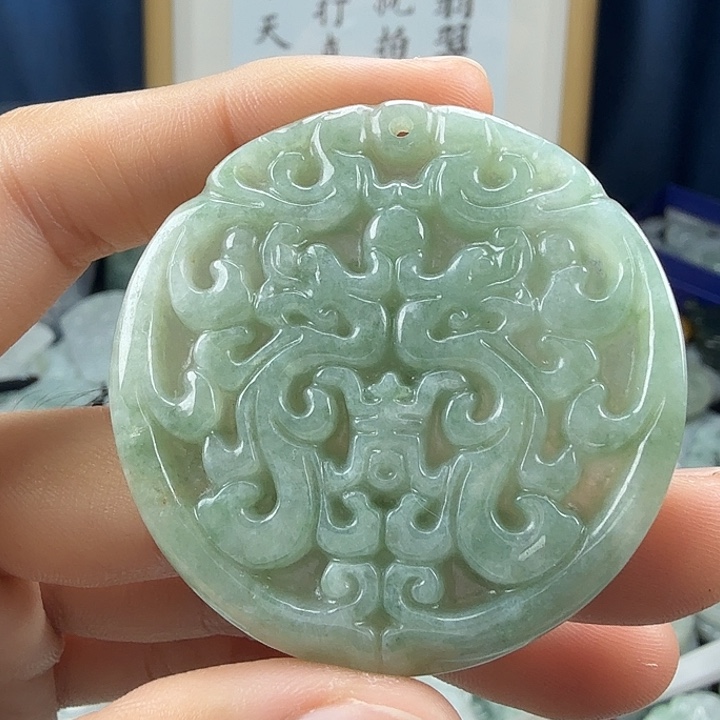 翡翠未镶嵌颈饰翡翠