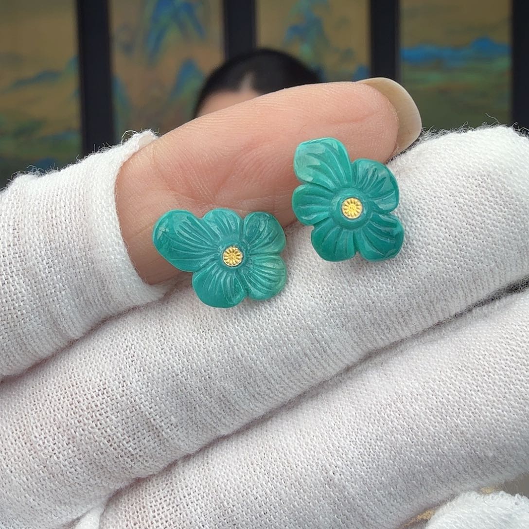 绿松石未镶嵌珠宝奇石