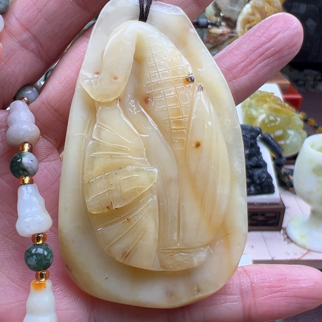 岫玉未镶嵌挂件挂件