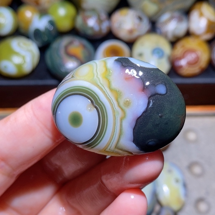 未镶嵌玛瑙/玉髓珠宝半成品105