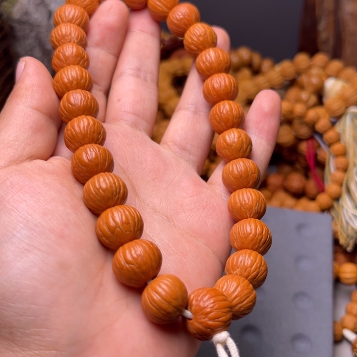 吊坠猴头核桃1.3土豪手持