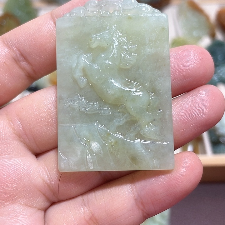 岫玉吊坠(不含链)未镶嵌