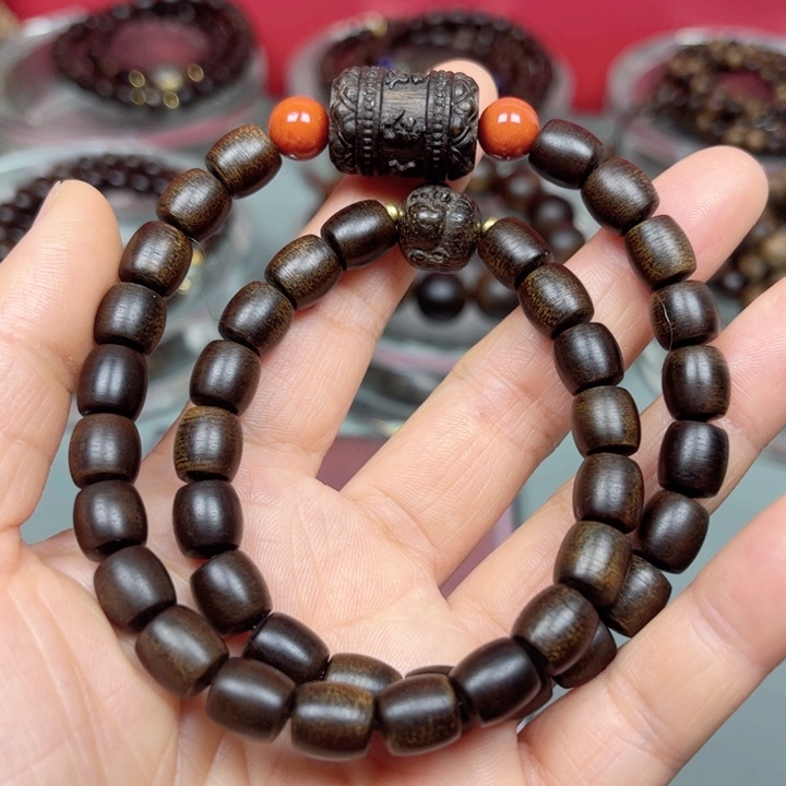 沉香手串白棋楠0.8桶珠双圈